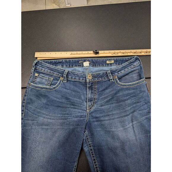 Silver Jeans Suki Capri High Rise Bootcut Jeans Women's 18 - Picture 9 of 11